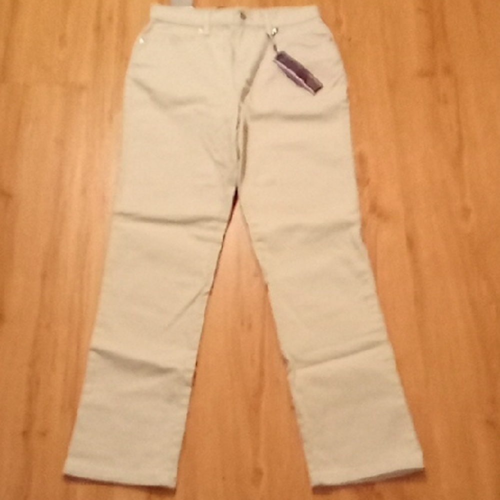 Gloria Vanderbilt Straight Leg Pants - Cream